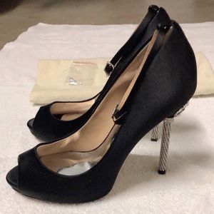 Badgley Mischka Toe Peep Pump w/ ankle strap